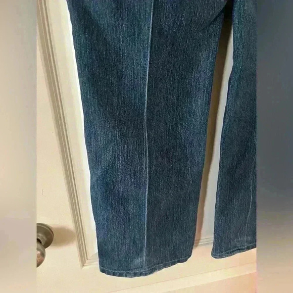 Christopher & Banks Medium medium wash Jeans Women’s size 4 - Picture 9 of 11